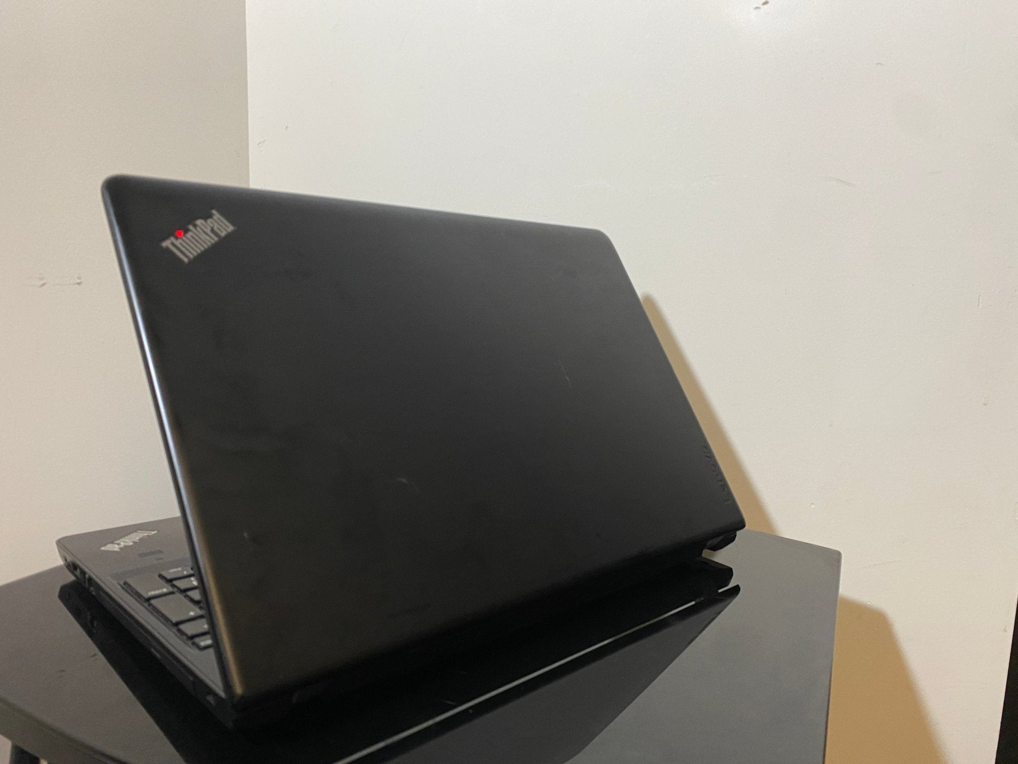 💻 Lenovo ThinkPad E570 — Potencia, Precisión y Confianza en Cada Proyecto - Dyna TroxDyna Trox