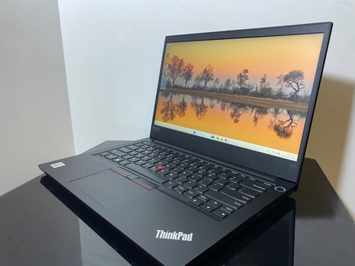 💻 Lenovo ThinkPad E14 — Rendimiento Moderno en un Diseño Compacto - Dyna TroxDyna Trox