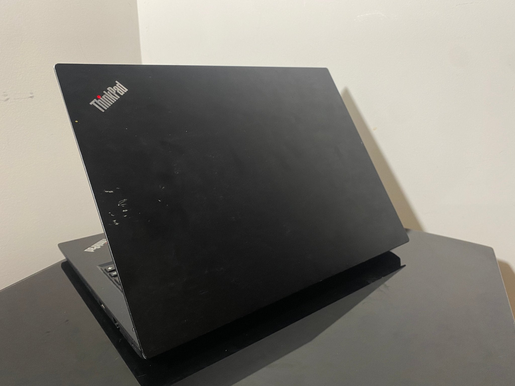 💻 Lenovo ThinkPad E490 — Potencia y Portabilidad Inteligente - Dyna TroxDyna Trox